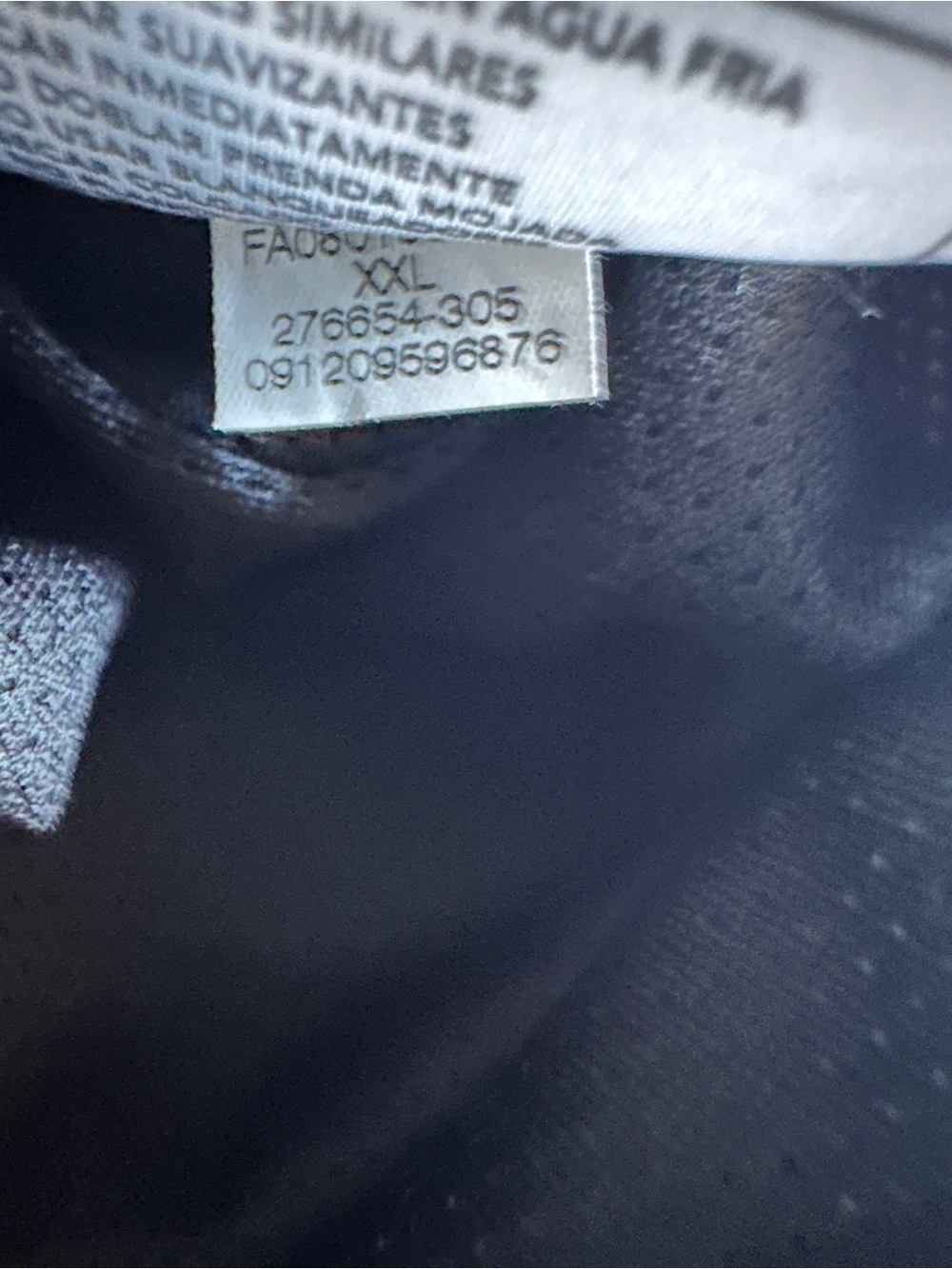Vintage Nike FITDRY LiveStrong 1/4 Zip Pullover - Picture 3 of 3